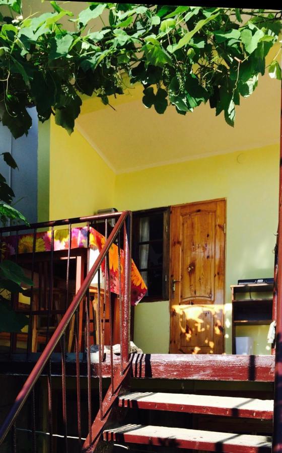 Гостевой Дом «Лиза» Hotel Gagra Eksteriør billede