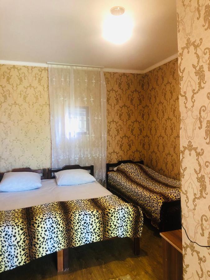 Гостевой Дом «Лиза» Hotel Gagra Eksteriør billede